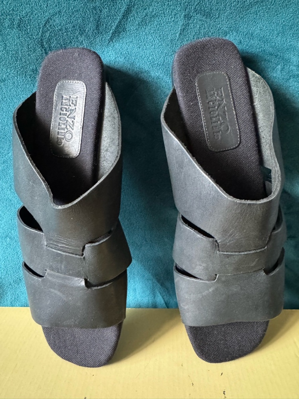 Enzo Angiolini Gray Cutout Slide Sandals